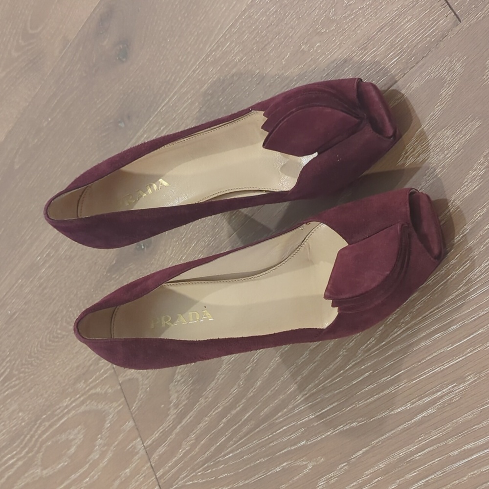 Prada Women's 38.5 Deep Burgundy Suede Peep-toe Heels